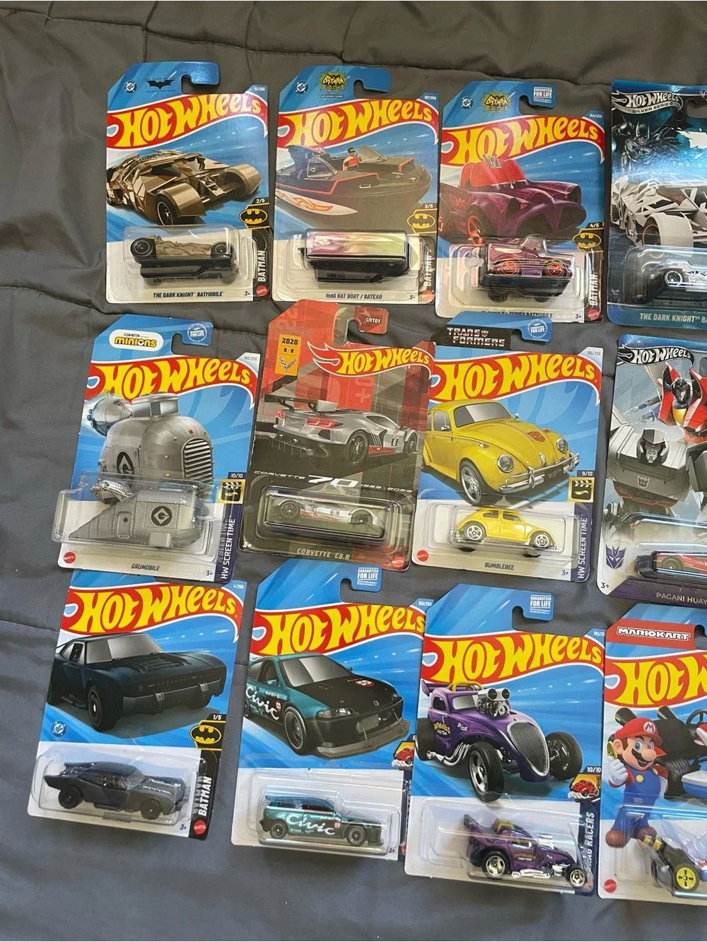 Hotwheels lot of 16